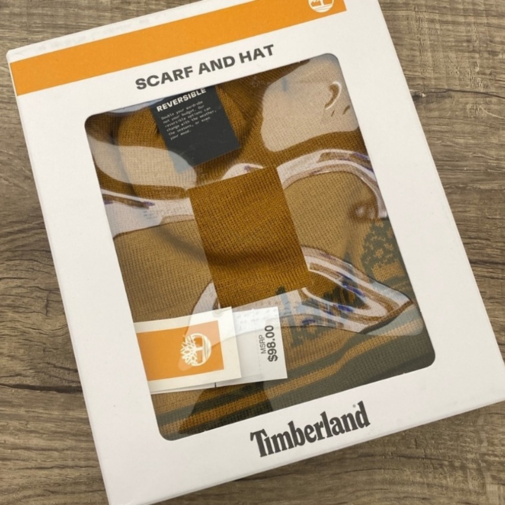 Timberland Brown scarv and hat Comfortable Underwear